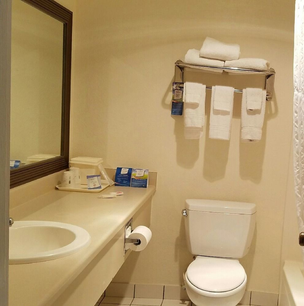 Andrews Motor Inn エクステリア 写真