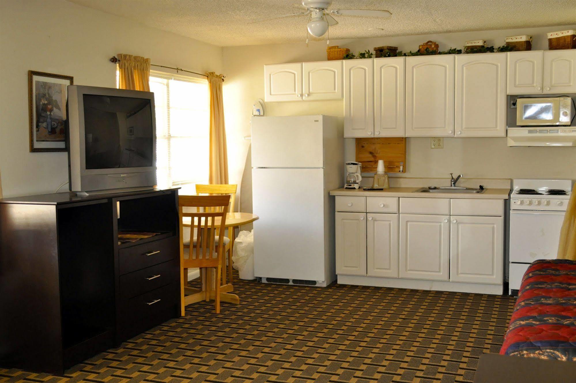 Andrews Motor Inn エクステリア 写真