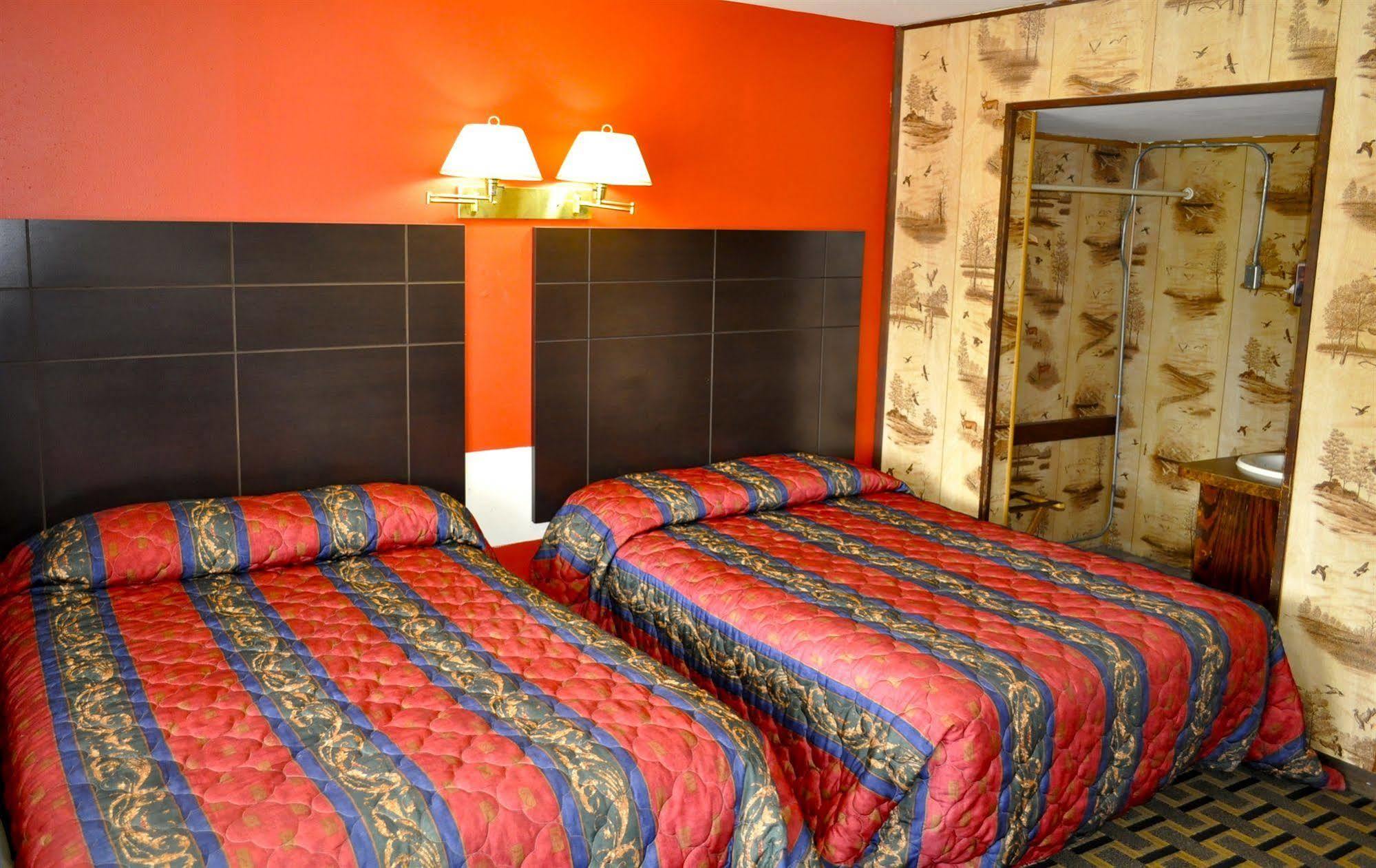 Andrews Motor Inn エクステリア 写真